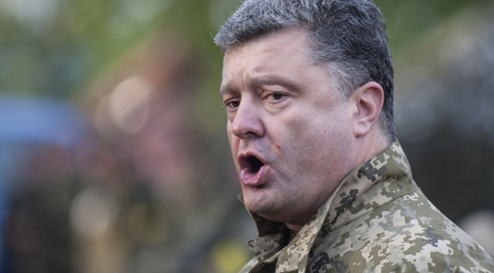 Порошенко заявив, що хоче повернення закупівлі харчів для ЗСУ через запроваджену ним систему Prozorro
