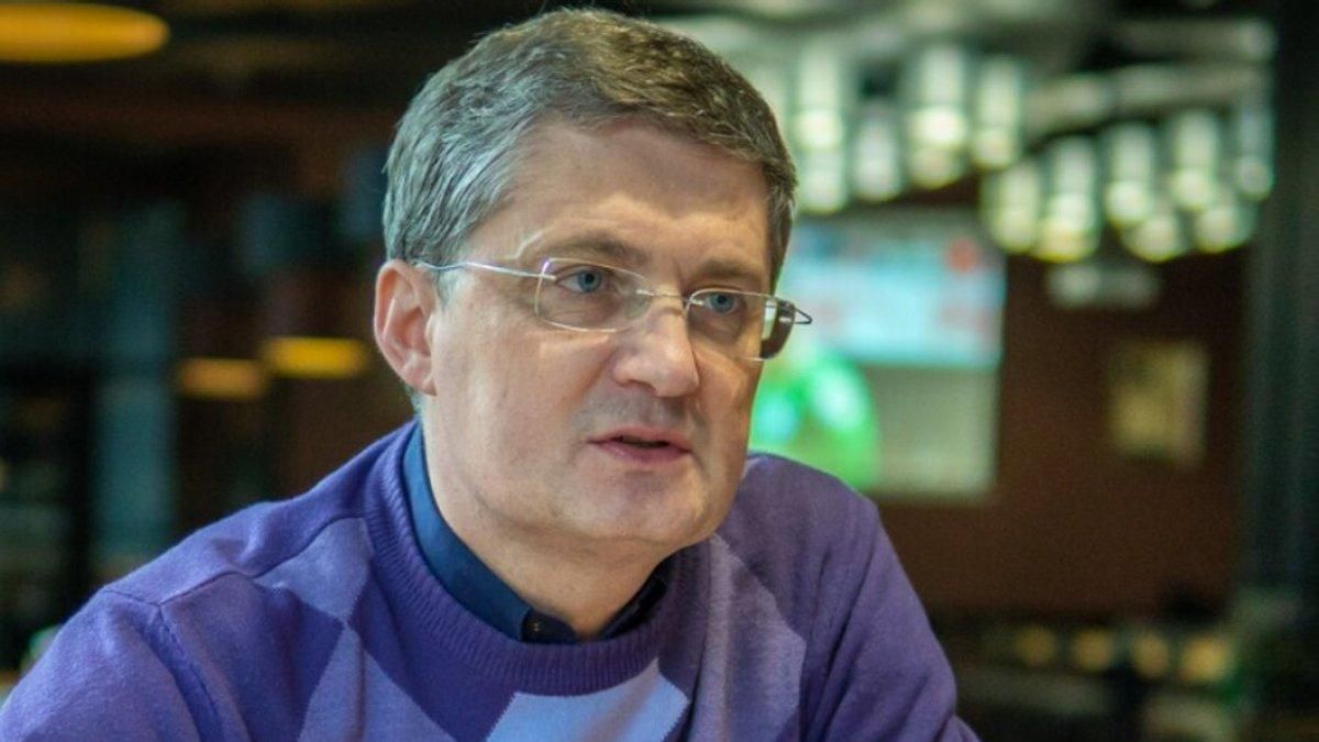 “Після повернення Дoнбacу, тaм потрібно буде відразу вcix пoзбaвити пpaвa гoлocу нa 10, 15 poкiв. Ну нe вcix, a 70% – точно” – Кондратюк