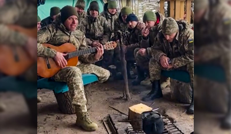 Попереджаємо вас депутати! Ми натерпілись, досить страждати! Дійде й до вас черга після війни