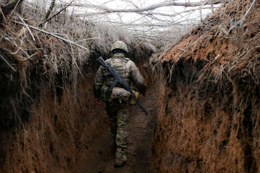 Як ти там? -Живий. Нормально Знали б ви скільки в цьому “нормально” несказанного. Не тому, що нам “важко” писати. Просто немає сенсу розповідати. Ті, хто тут, не зрозуміє тих, хто там. Без образ. Просто прийміть, як факт…