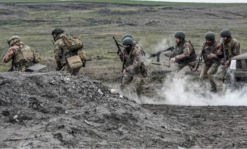 Підірвали міст, який дозволяв забезпечувати належне постачання ЗСУ… У Зеленського сказали, чи виходять наші хлопці з Бахмута